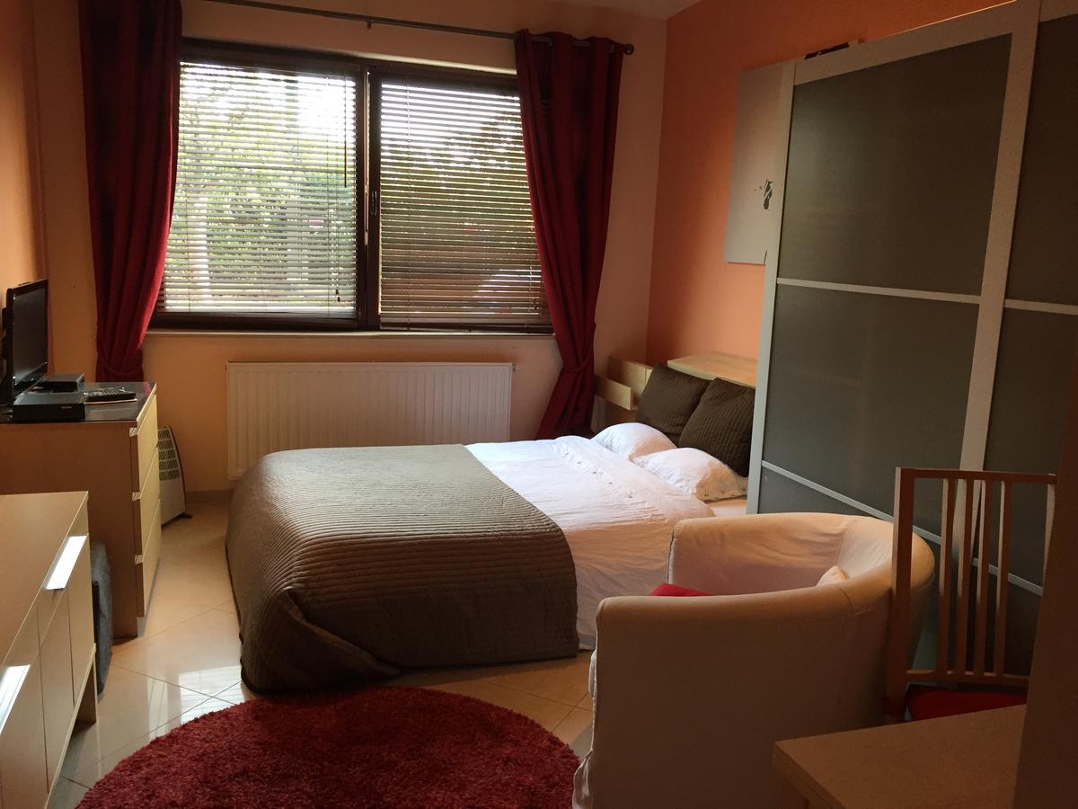 Residence La Fraisiere Anderlecht ภายนอก รูปภาพ